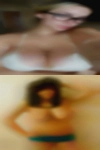 Swinger eating pussy