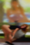Women show there pussy